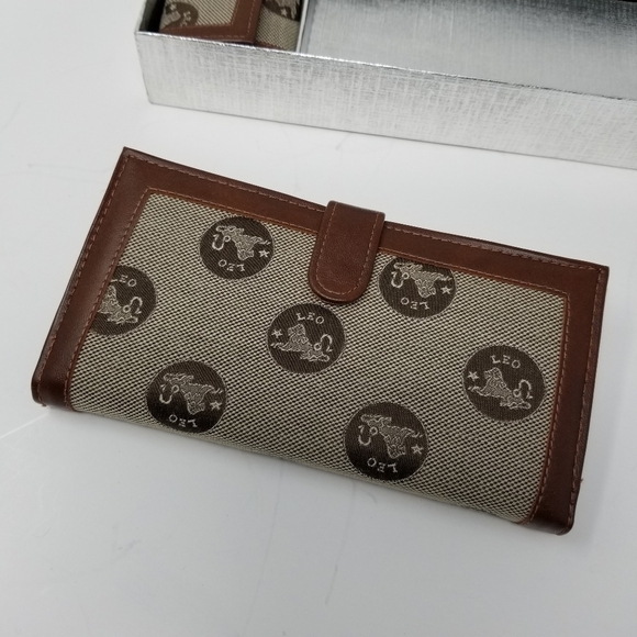 Winston Boxed Set Clutch Purse Wallet Key Case Astrology Leo Lion Check Y2K - Picture 7 of 10